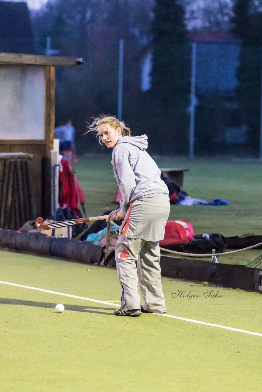 Bild 21 - Frauen Der Club an der Alster 2 - Uhlenhorster HC : Ergebnis: 3:0